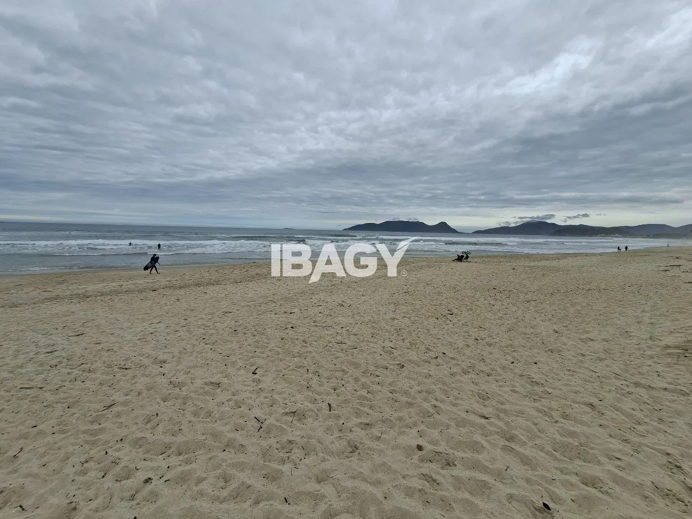 4-bedroom house with a water view in Florianópolis — photo 43