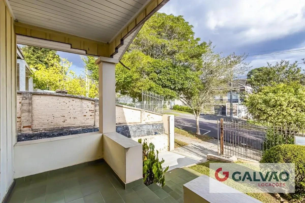 House with a separate kitchen and 5 bedrooms, 224 m² — photo 50