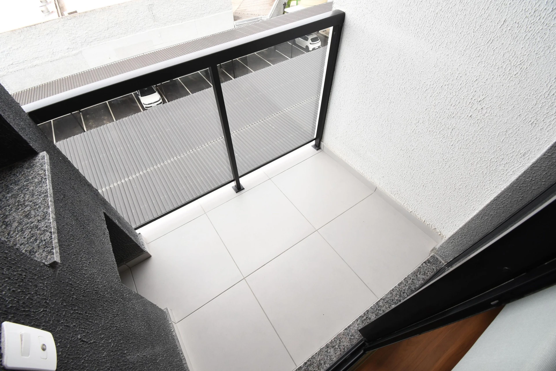 2-bedroom apartment with wood or laminate floors in Curitiba — photo 30