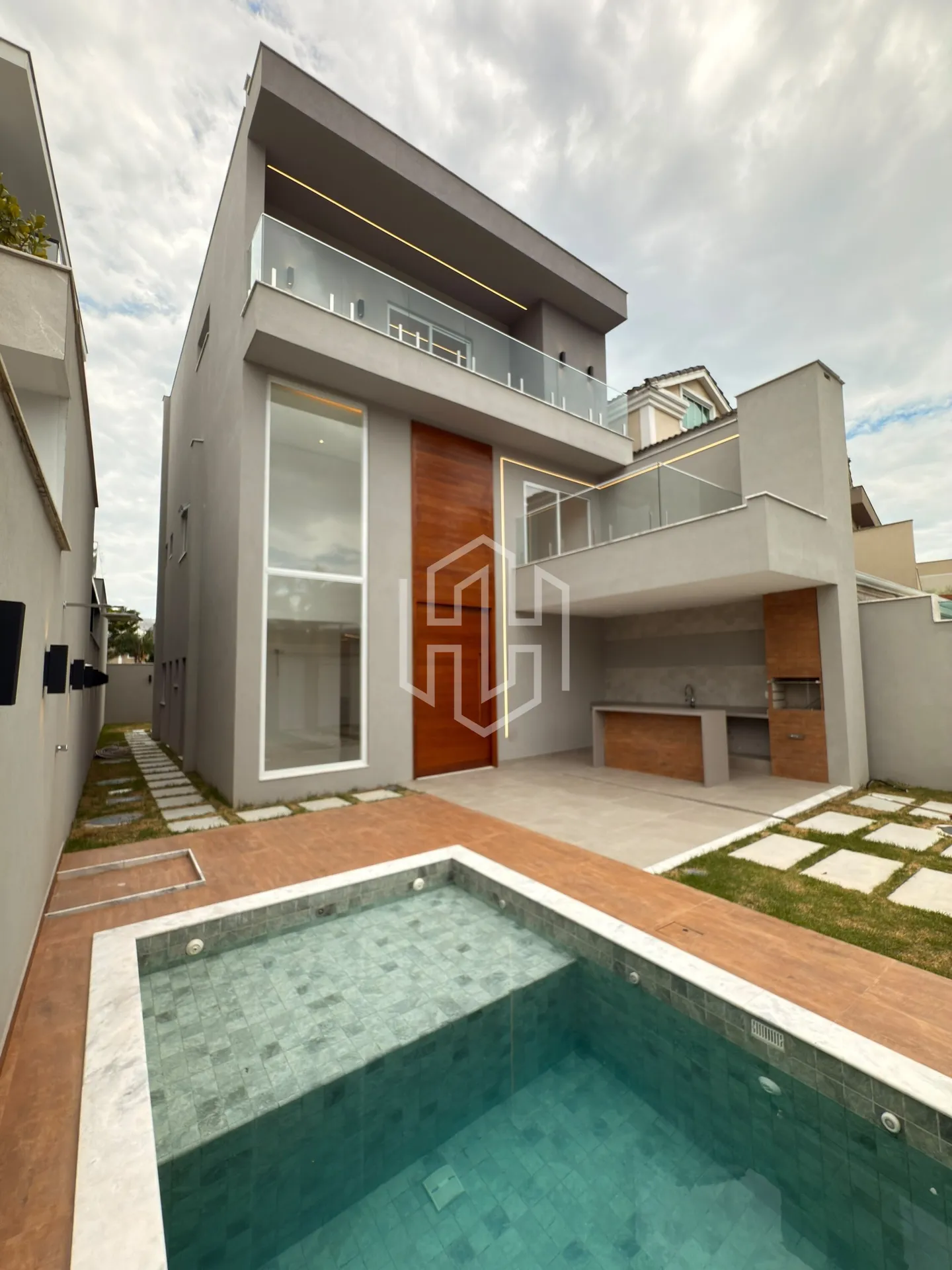 Casa, 315 m², com varanda gourmet — photo 12