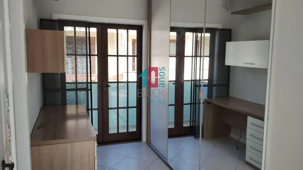 Casa de condomínio com 3 suítes e 200 m² — photo 31