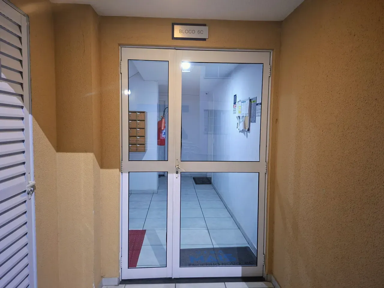 2-bedroom apartment with glass shower and 44 m² — photo 17