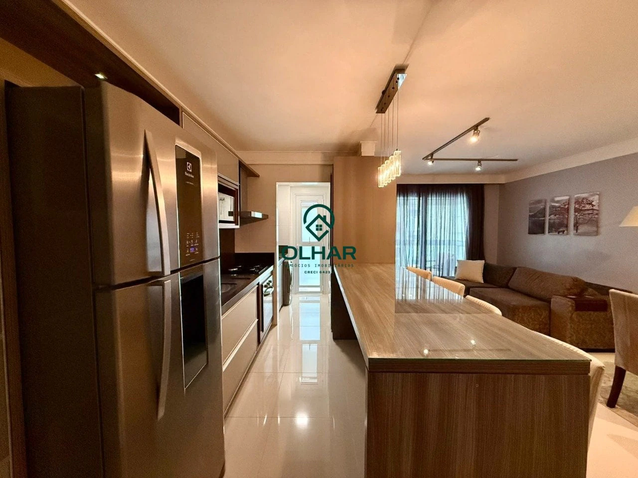 Glass-enclosed balcony in a 2-bedroom apartment, 93 m² — photo 12