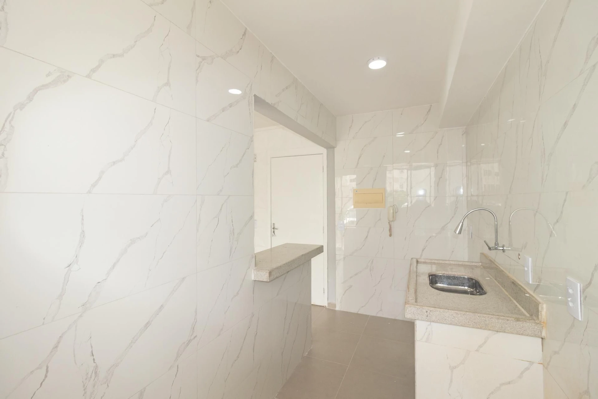 Гардеробна та 1 спальня: квартира 44 м² — photo 17