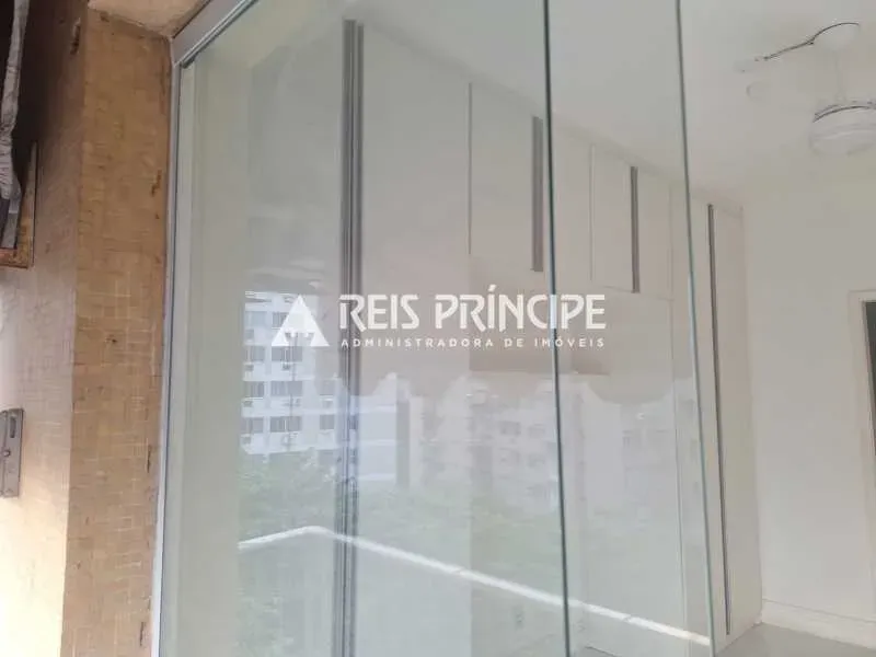 Apartamento de 3 quartos (1 suíte) com varanda — photo 17