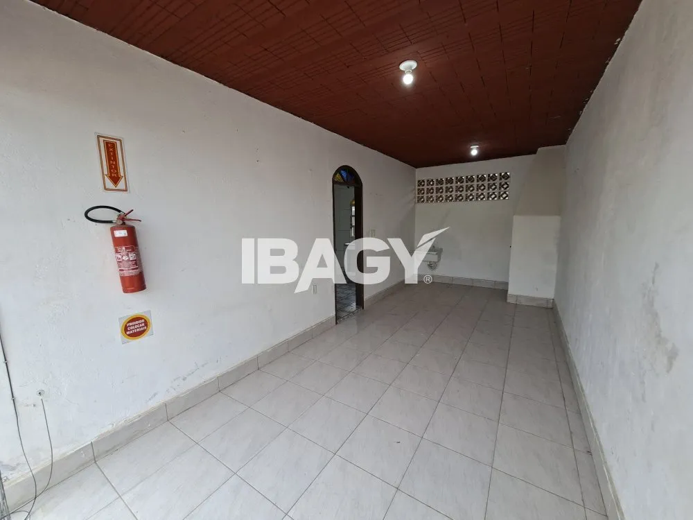 2-bedroom apartment with a private BBQ area — photo 12