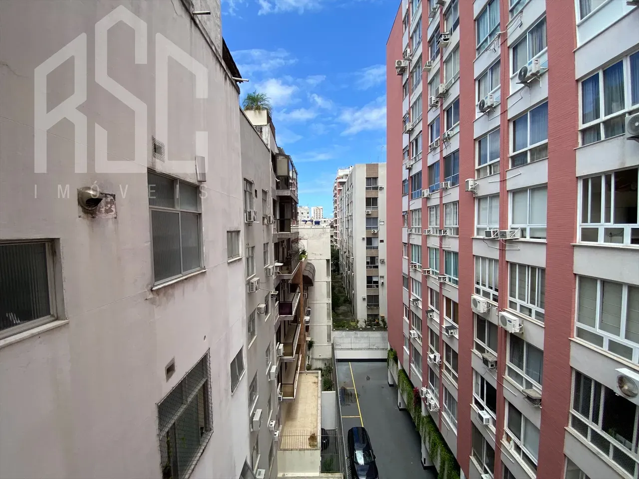 145 m² duplex penthouse with 2 bedrooms and 3 baths — photo 27