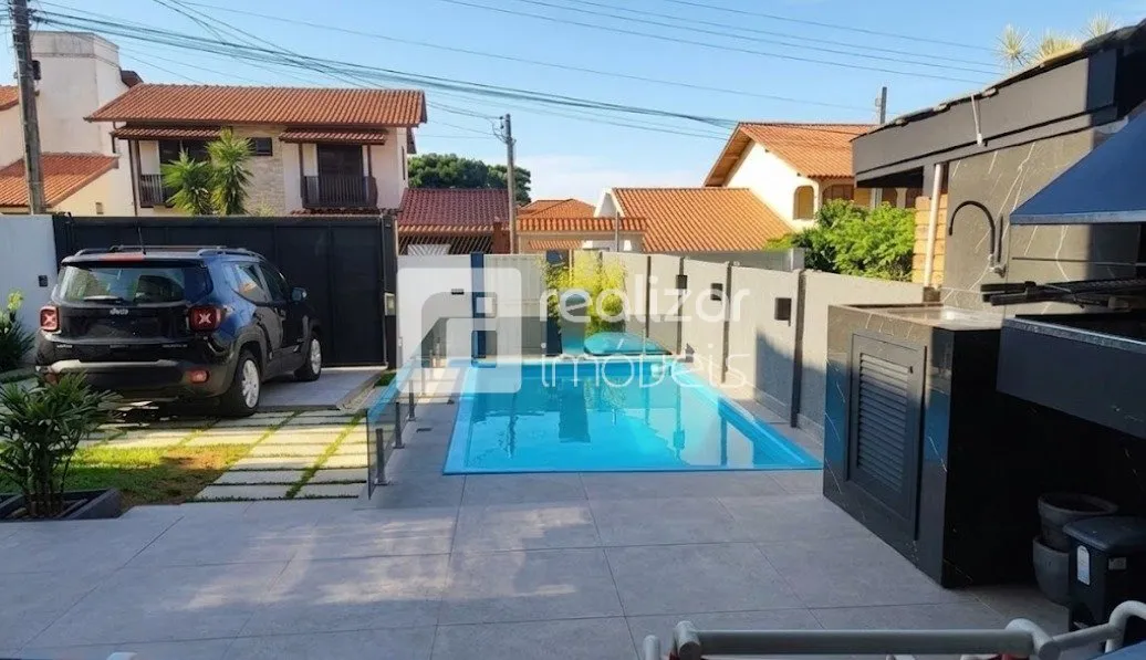 Casa mobiliada de 3 quartos com 200 m² e 2 vagas