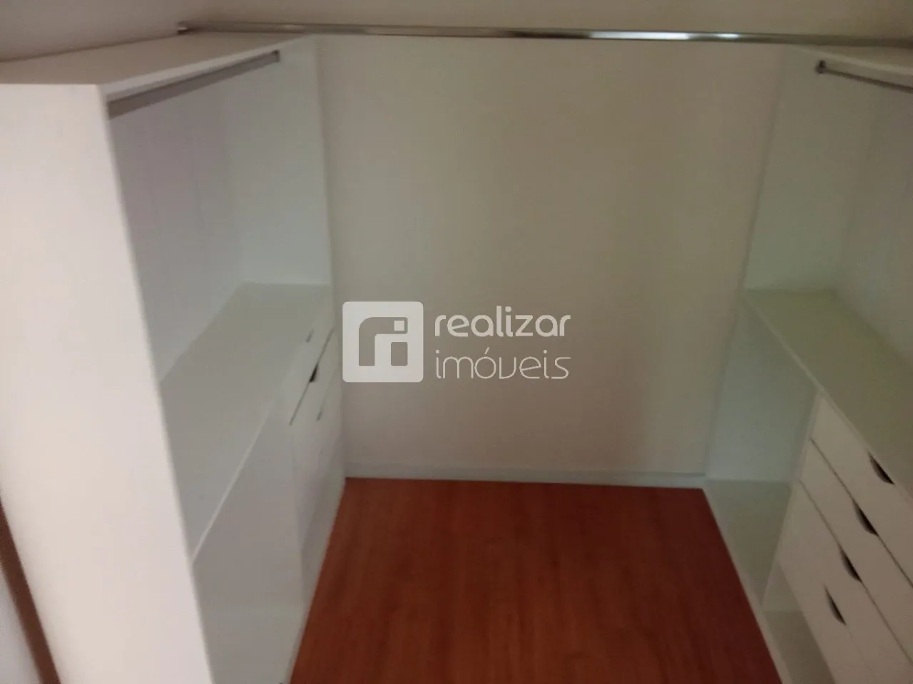 200 m² house with a private pool and a dishwasher — photo 34