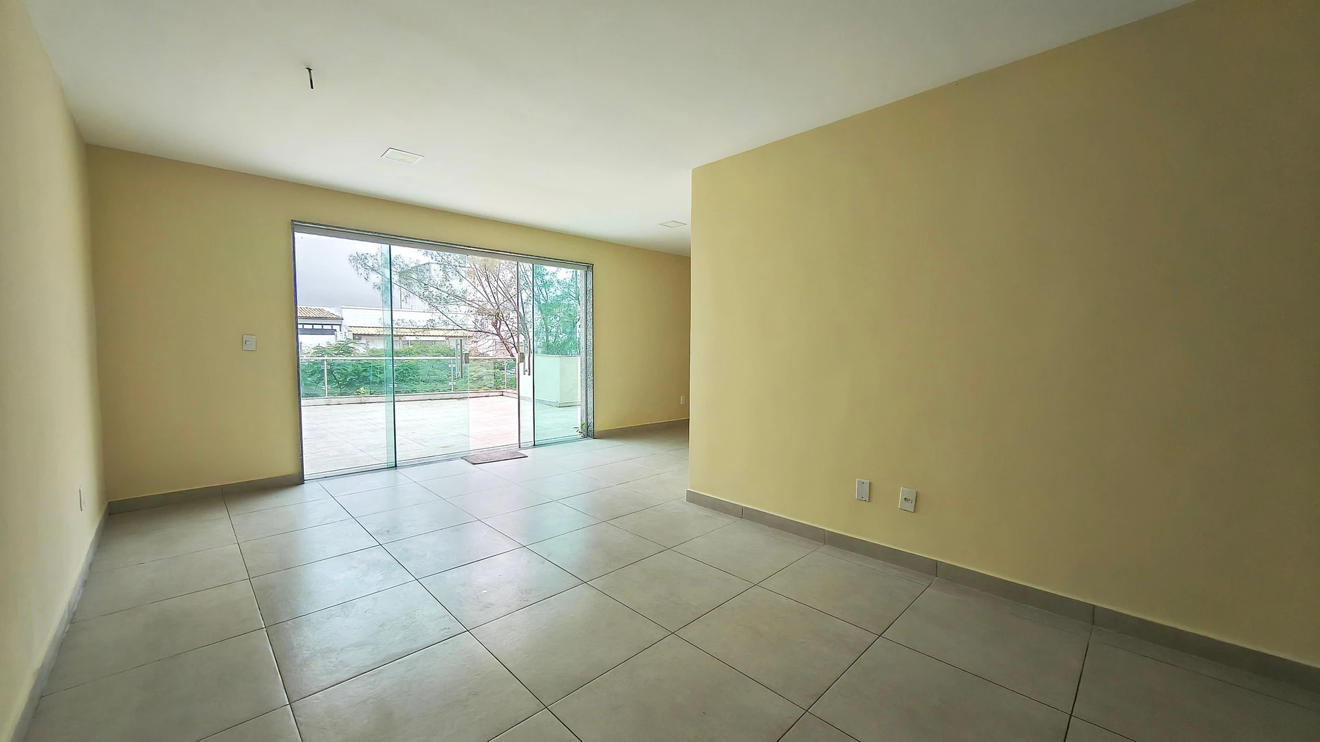 3-bedroom apartment, all with their own bathrooms, 311 m² — photo 6