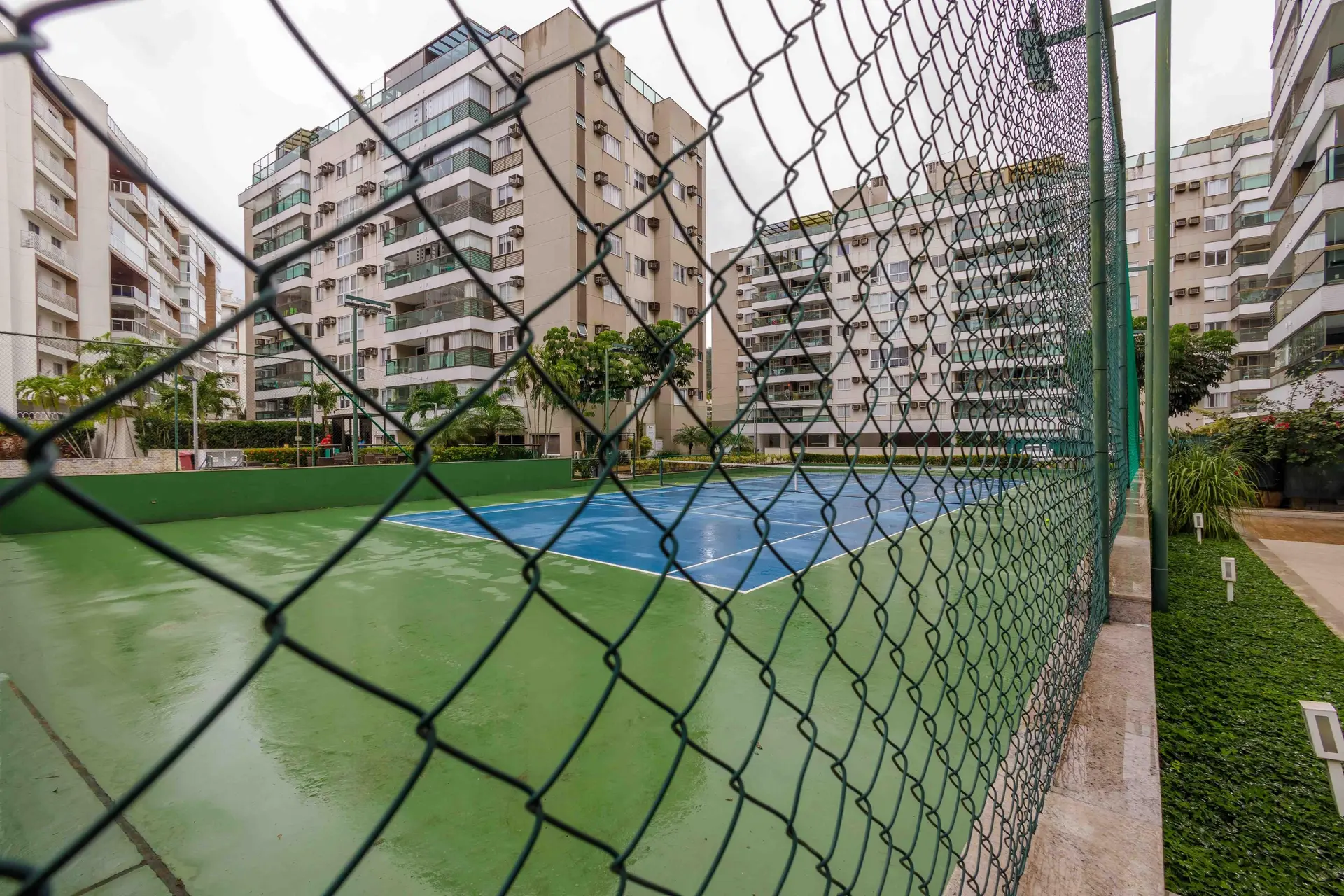 Apartamento de 76 m² com lava-louças e banheira — photo 30