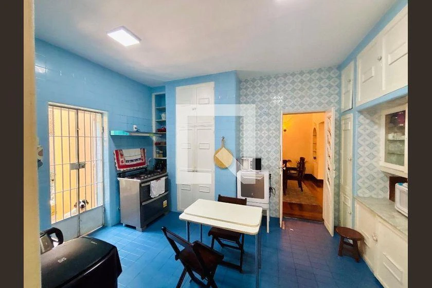 4-bedroom house with a mountain view in Rio de Janeiro — photo 15