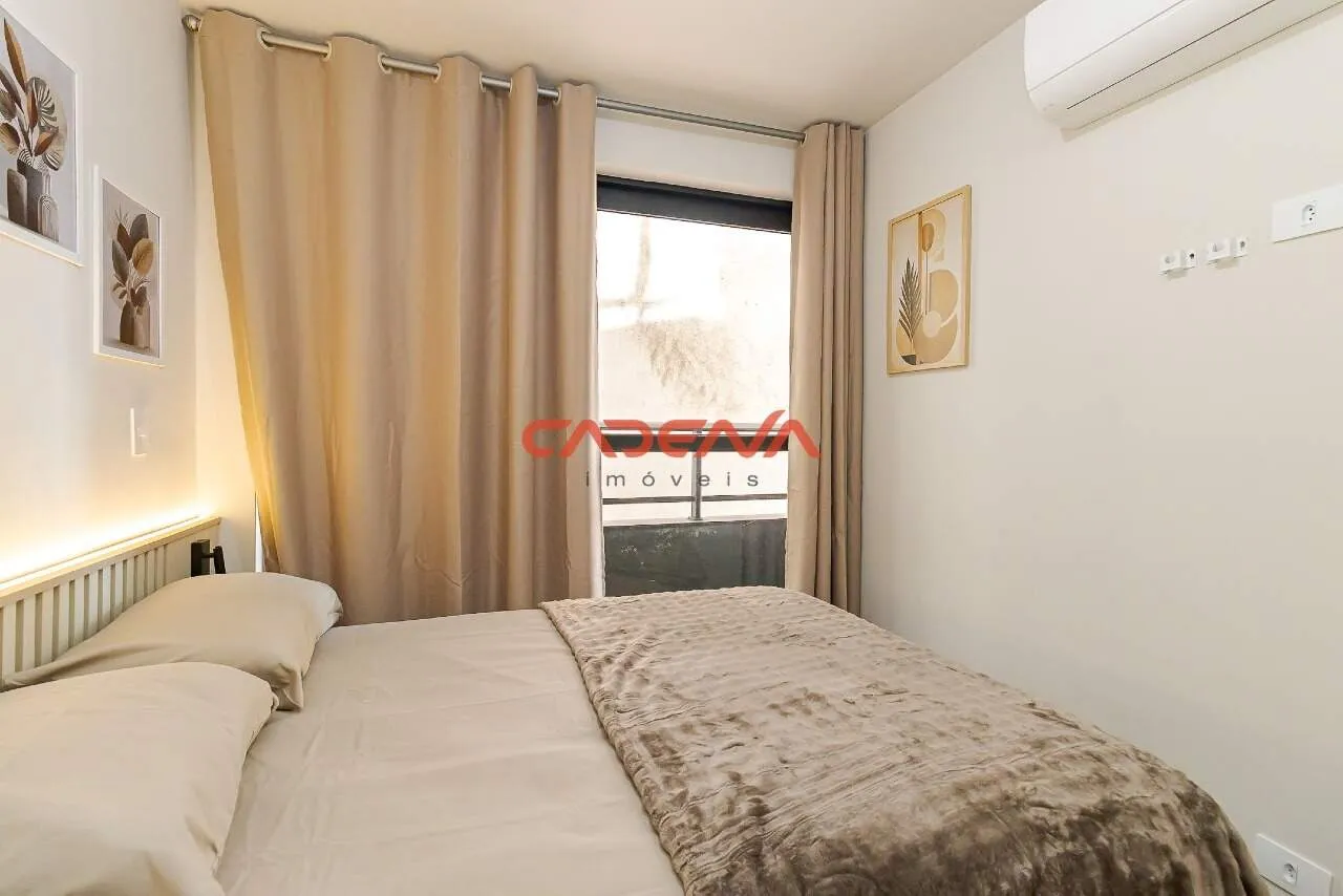 Furnished 1-bedroom apartment with open-plan kitchen — photo 9