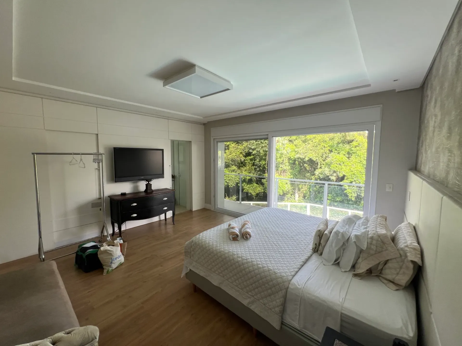 Casa com 6 suítes e 7 banheiros em 1000 m² — photo 14