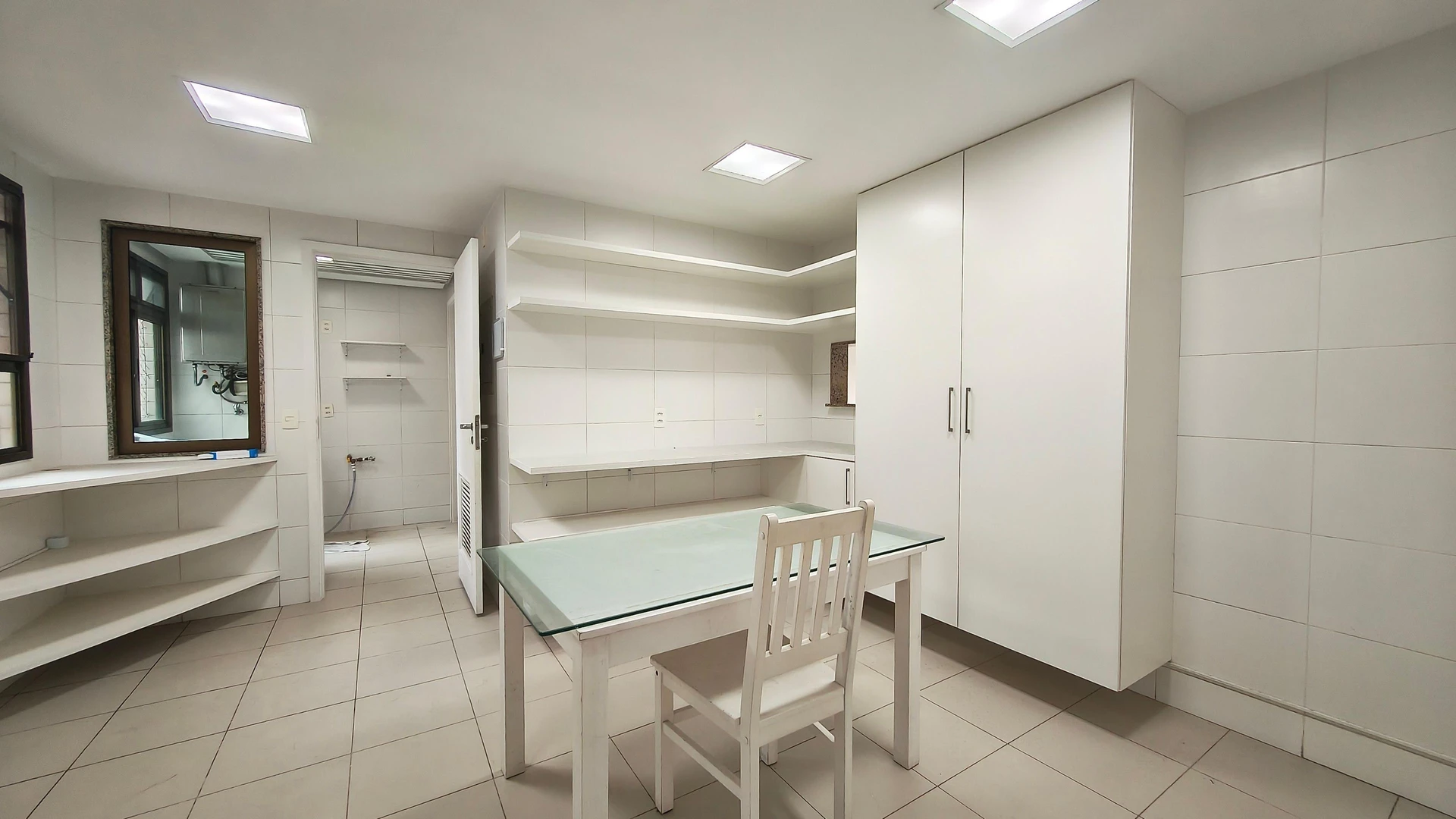5-bedroom apartment with a washing machine in Rio de Janeiro — photo 18