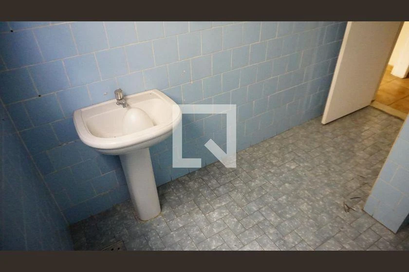 Rental house with 3 bedrooms, 480 m² and 2 parking spots — photo 27