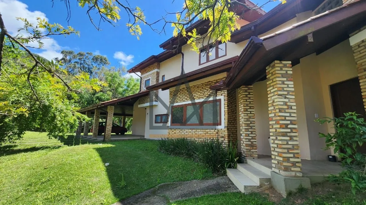 4-bedroom house with a balcony grill and garden — photo 5