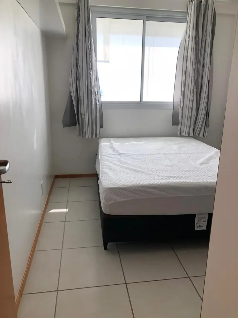 75 m² rental apartment with 2 bedrooms and glass balcony — photo 9