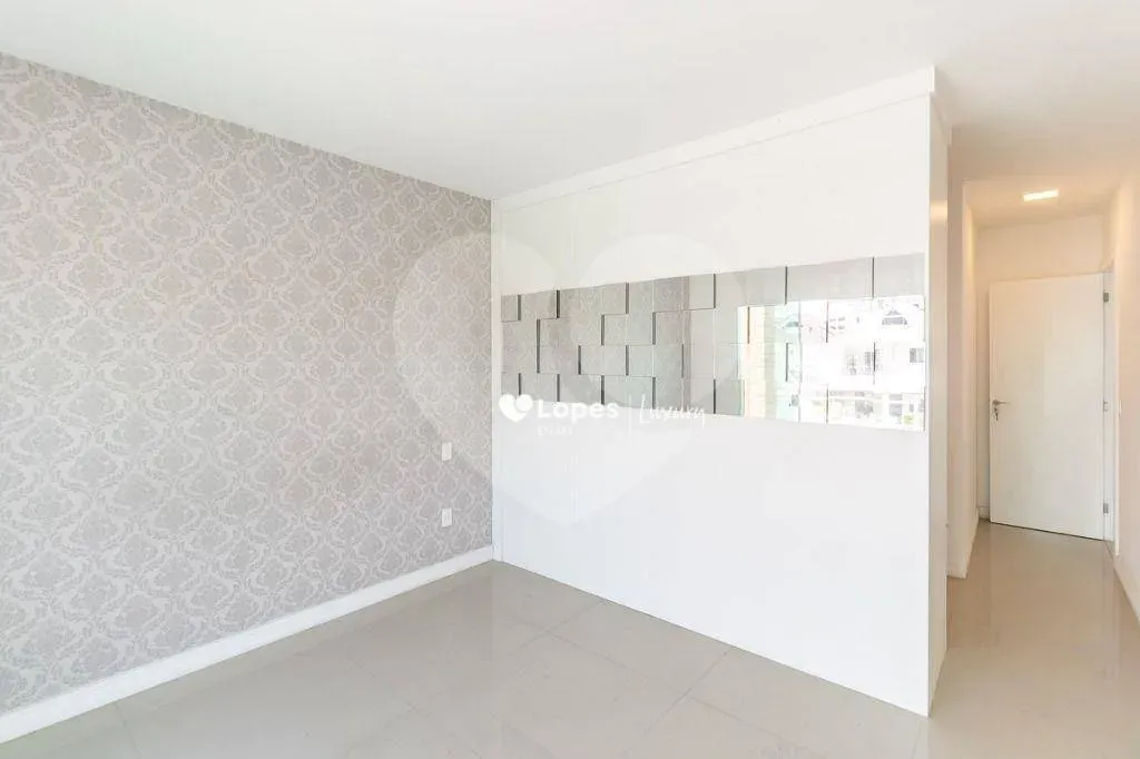 Unfurnished triplex house with 6 en-suite bedrooms and 820 m² — photo 28