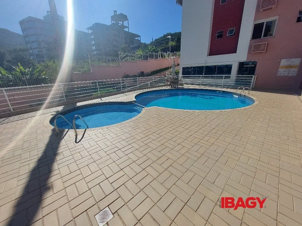90 m² apartment with 2 bedrooms and 1 parking space — photo 33