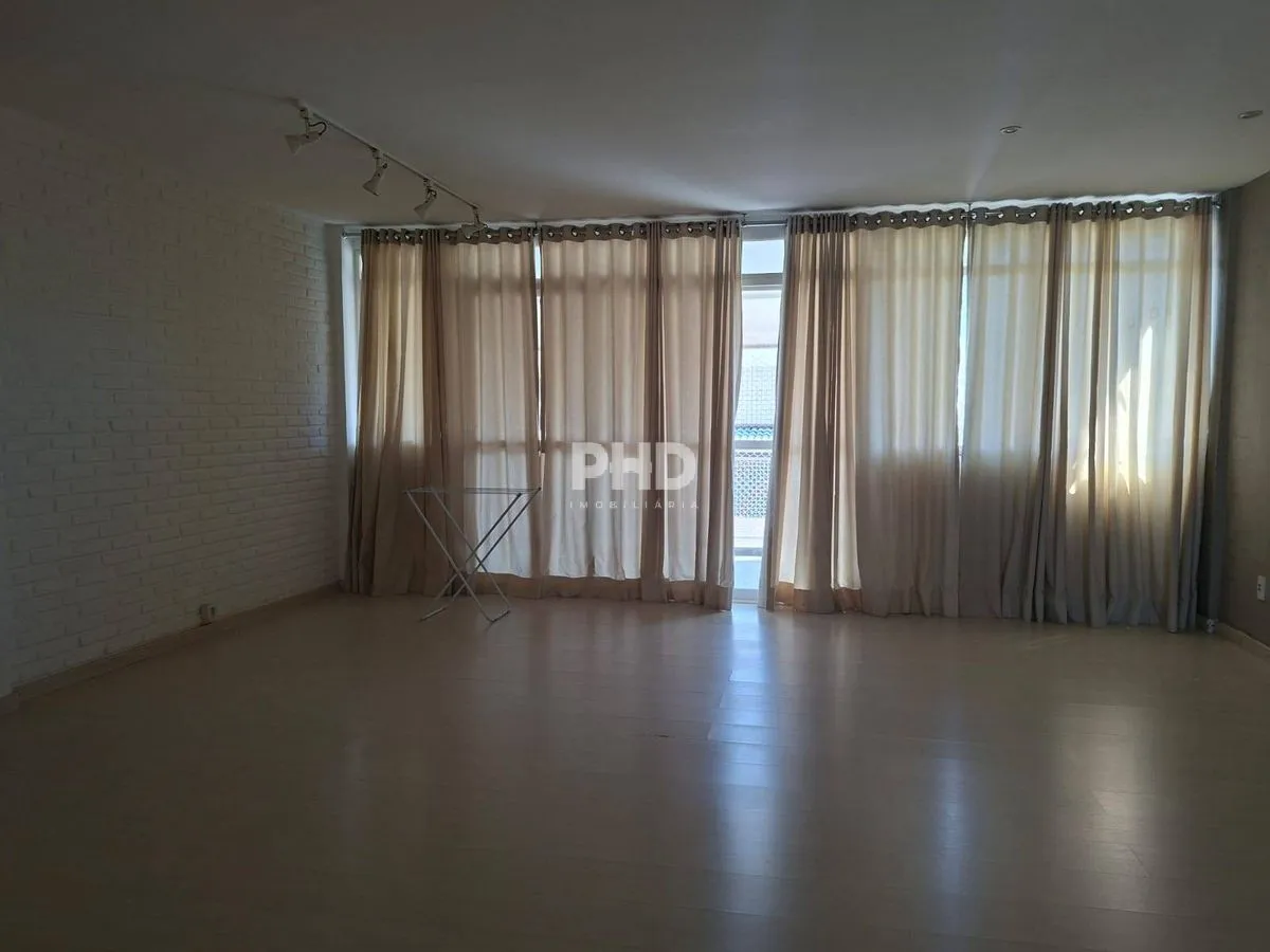 Apartamento de 407 m² com 6 quartos e 5 suítes — photo 19