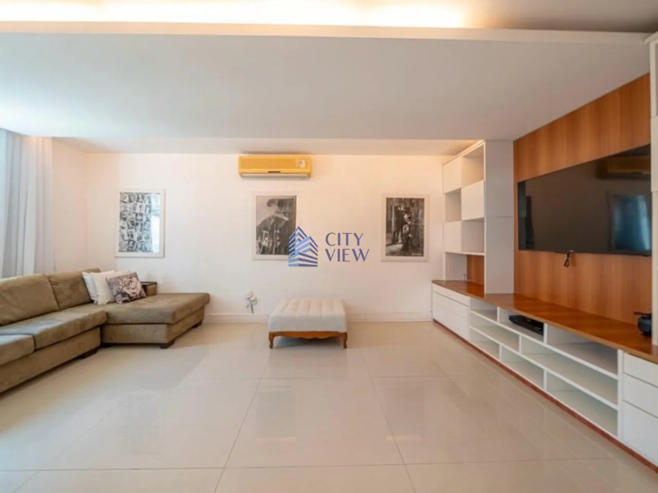 House with 5 bedrooms, 5 bathrooms and 5 parking, 1000 m² — photo 6