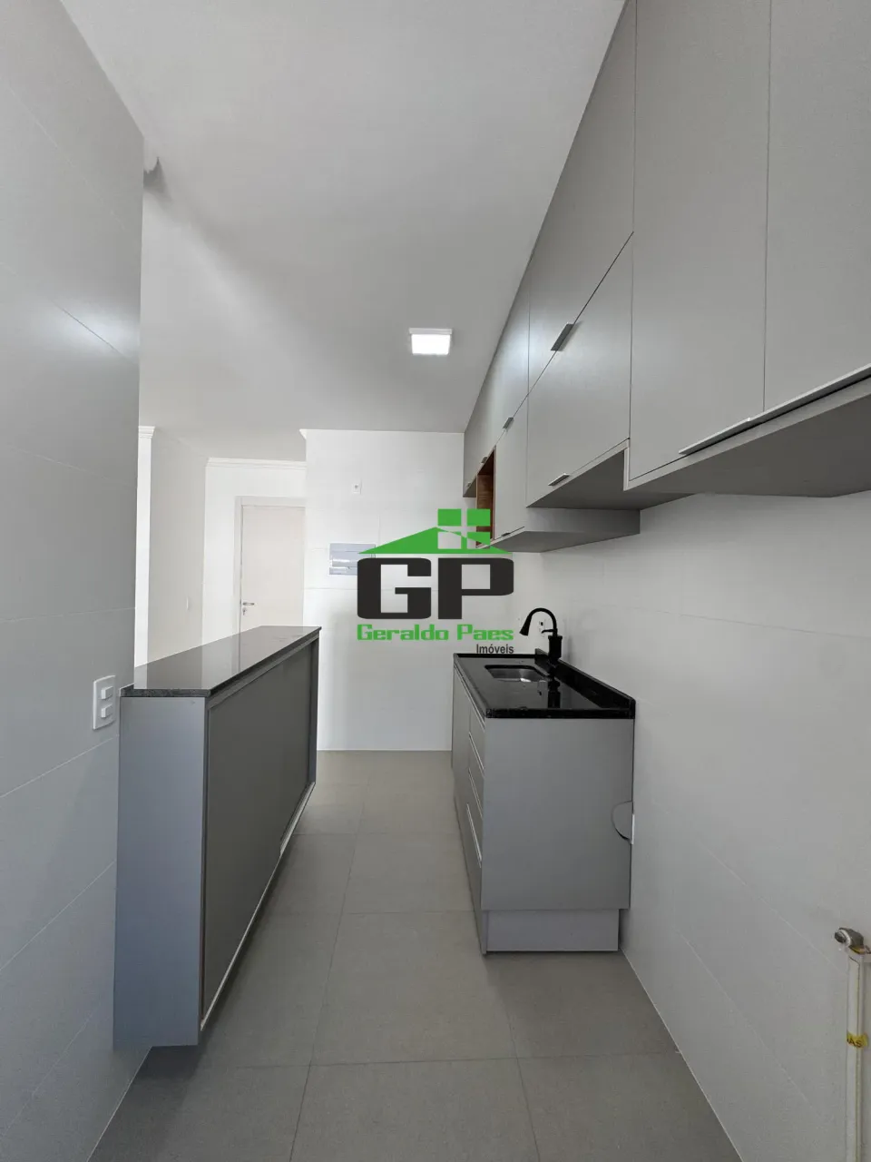 Apartamento para locação com 2 quartos, 1 vaga e varanda — photo 7