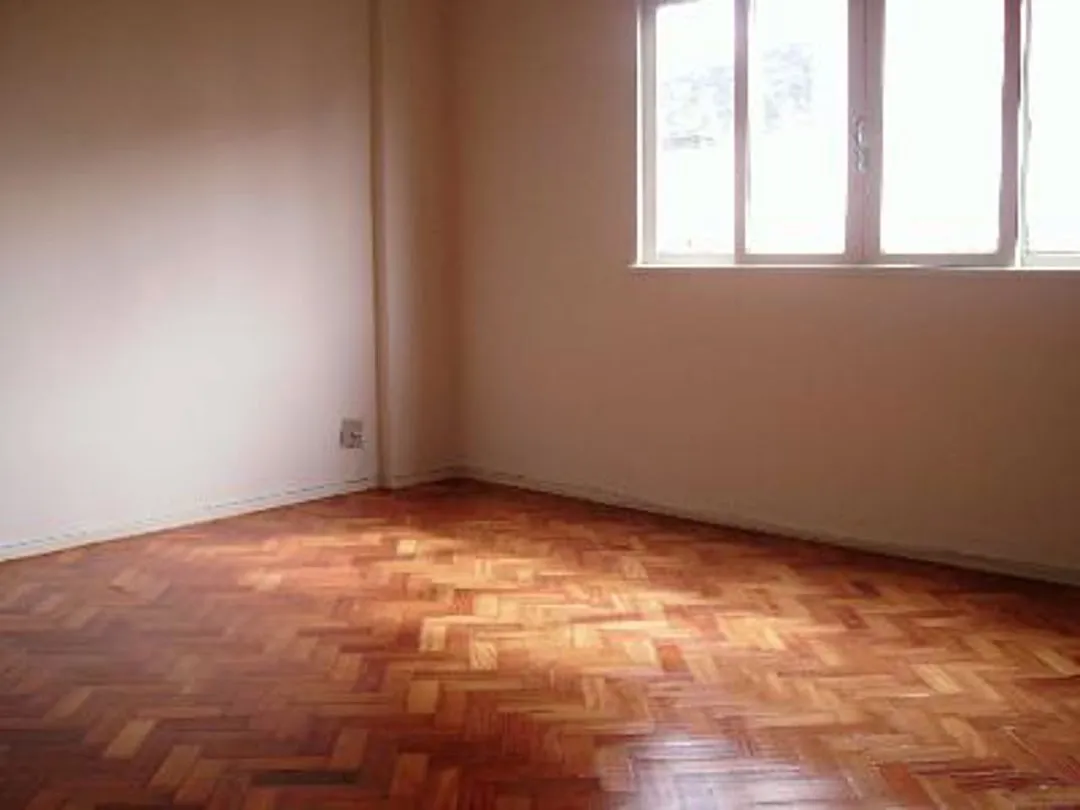 Apartment, 68 m², with wood or laminate floors — photo 11
