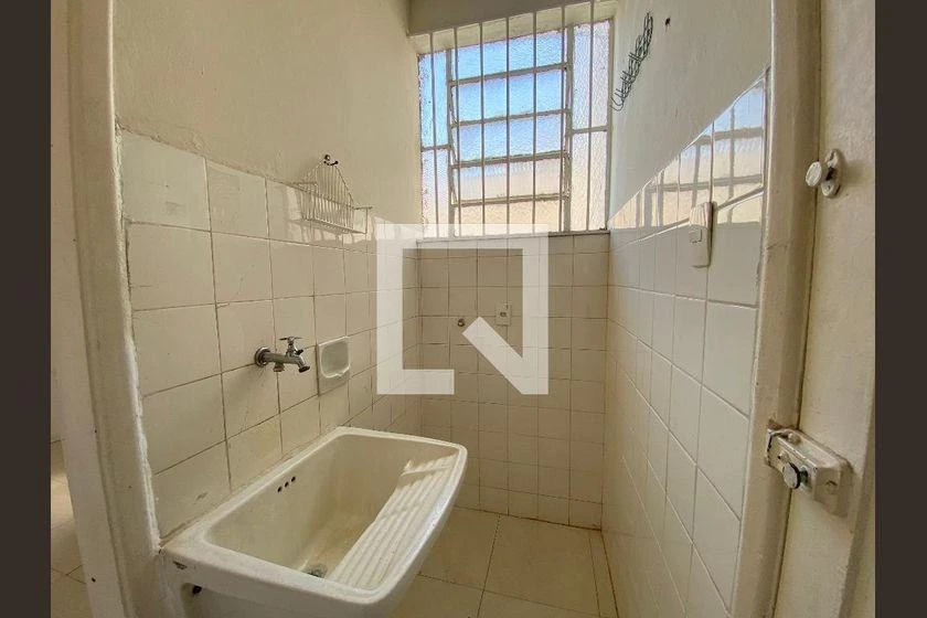 Квартира з 2 спальнями та робочим місцем — photo 10