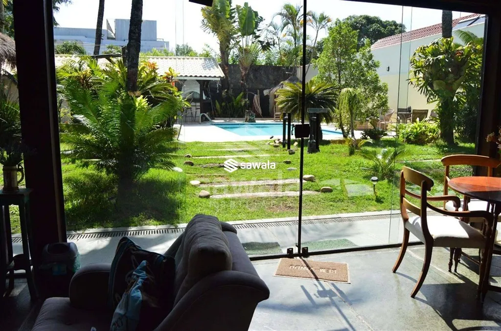 Casa com 4 quartos e 5 banheiros, bem cuidada — photo 24