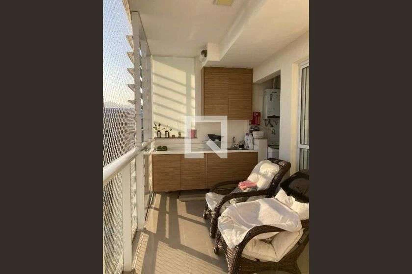 Furnished penthouse with an open-plan kitchen — photo 11