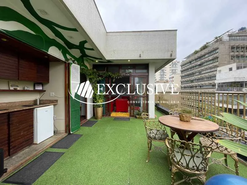 Furnished linear penthouse with 2 bedrooms and 4 baths — photo 3
