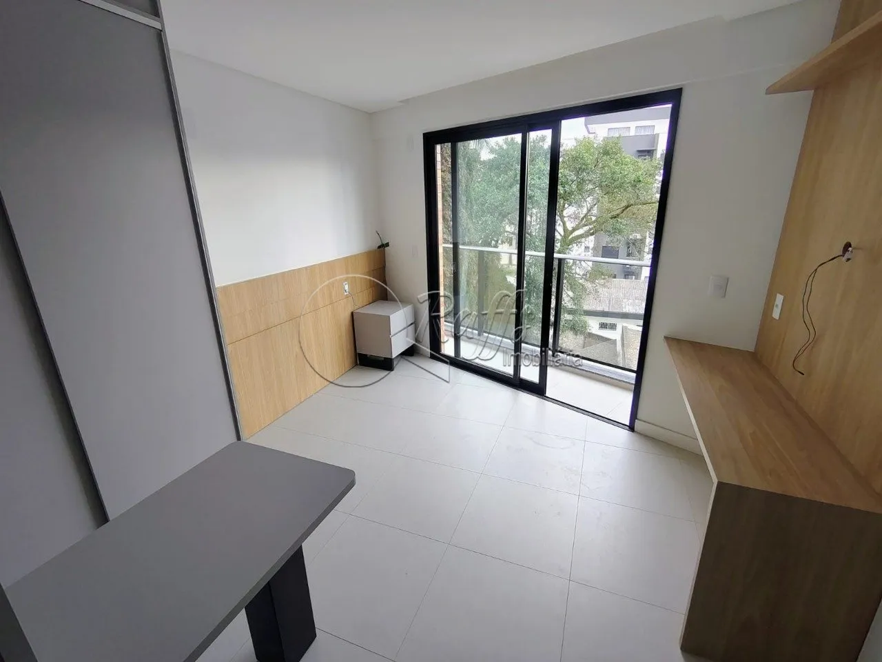 Мебльована квартира з 1 спальнею, балкон 25 м² — photo 6
