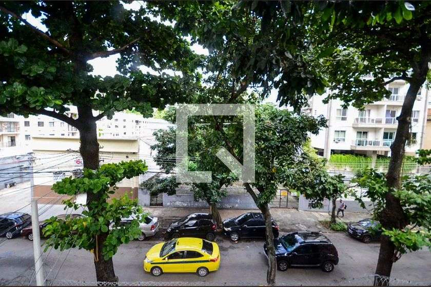 Apartamento para aluguel de 75 m² com 3 quartos — photo 21