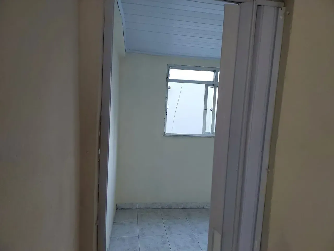 Unfurnished 2-bedroom apartment without parking — photo 10