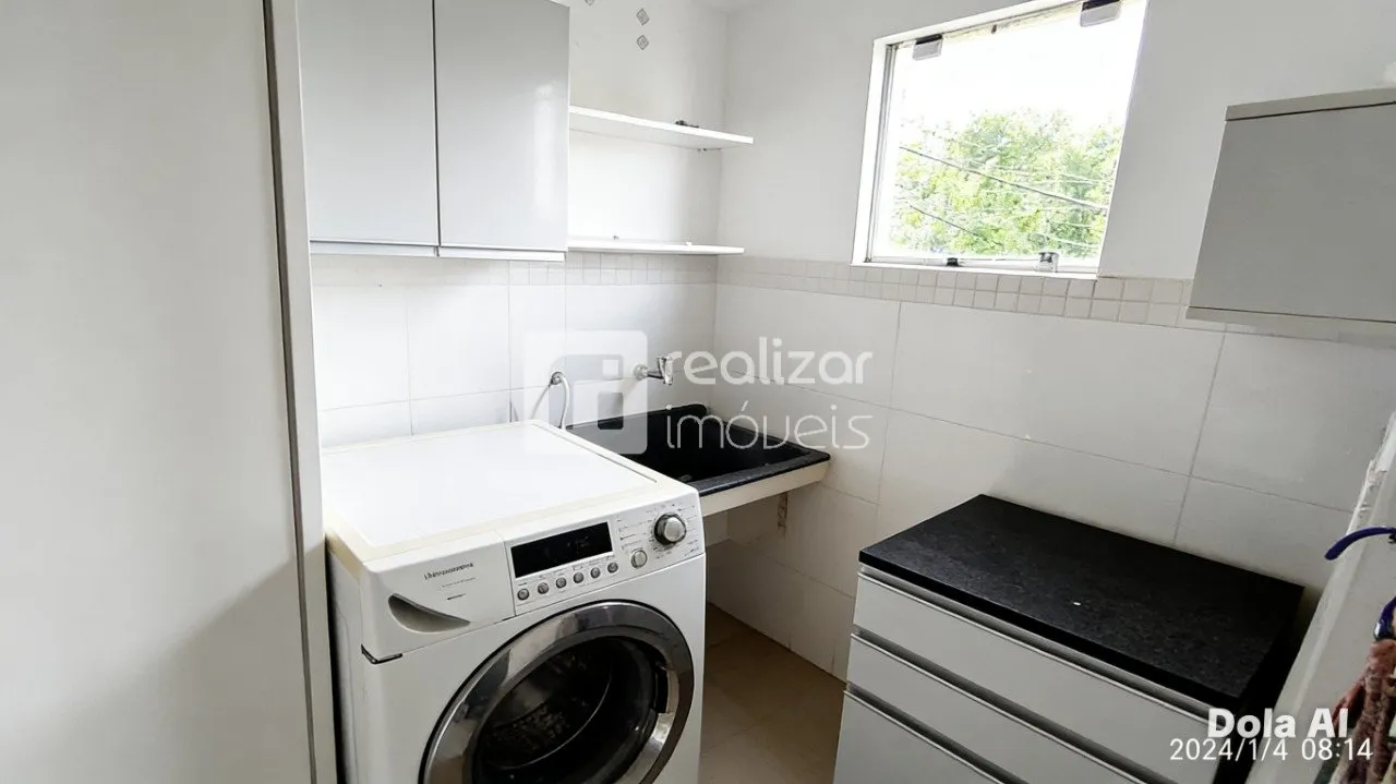 3-bedroom house with a water view in Florianópolis — photo 4