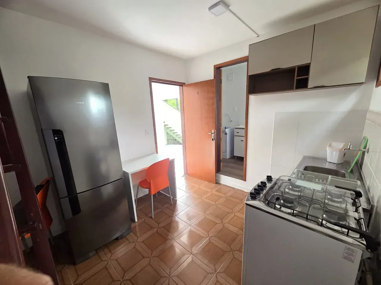 Apartamento mobiliado de 1 dormitório com vaga — photo 9