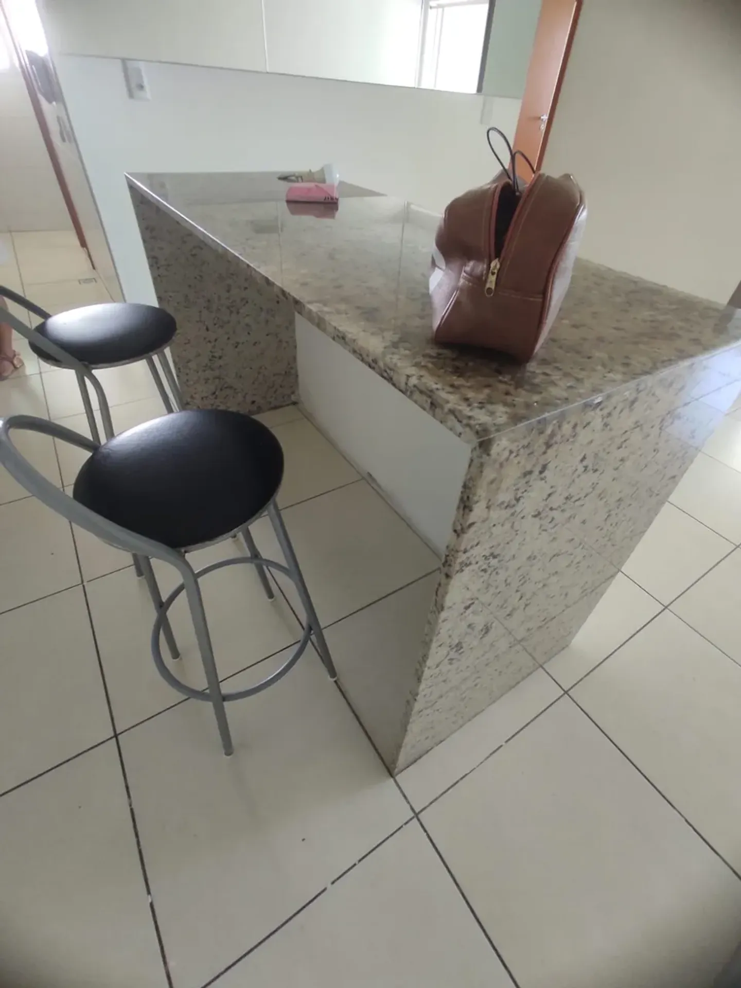 Apartamento de 2 quartos em condomínio com academia — photo 9