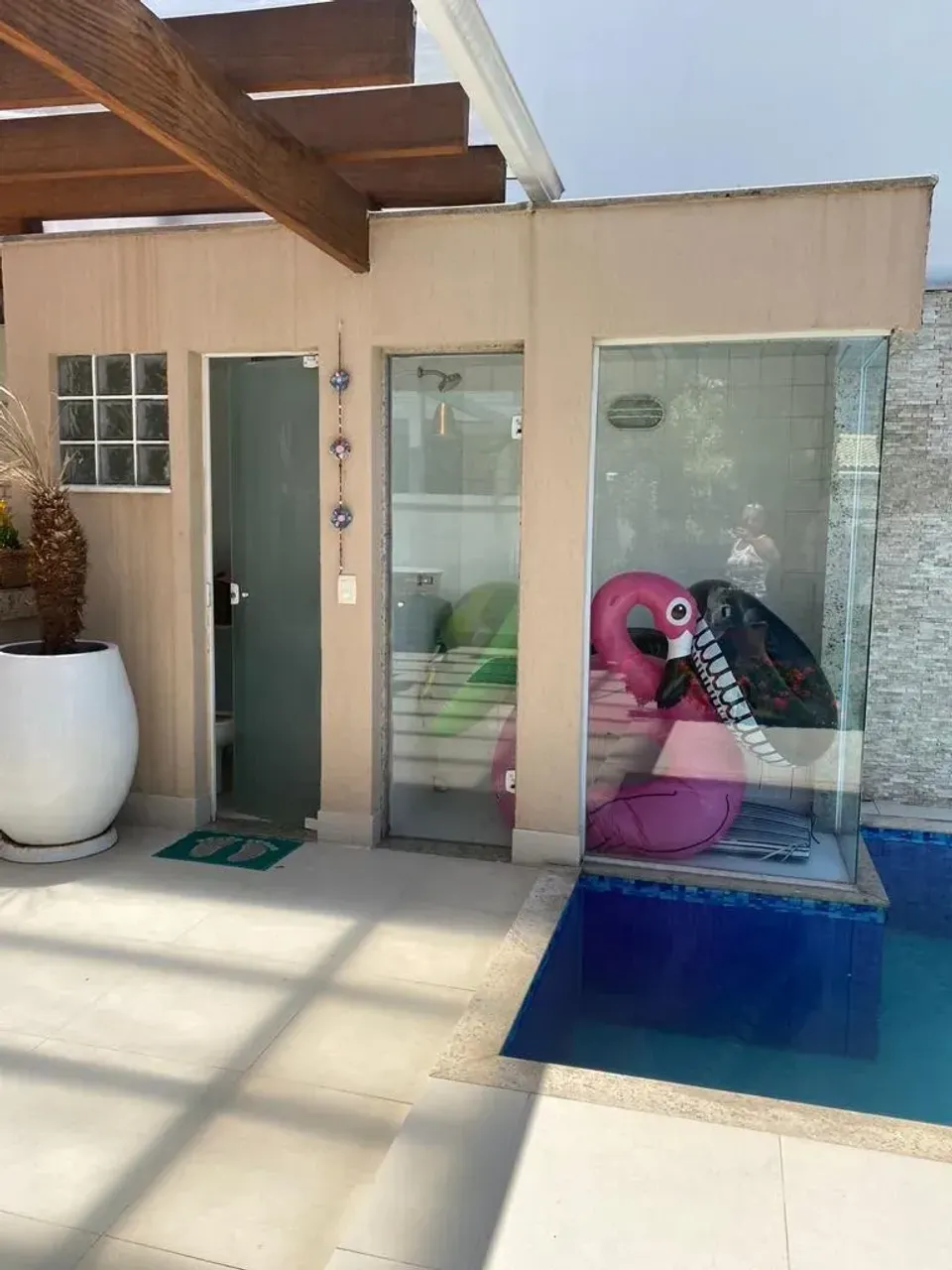 Casa com cozinha fechada e fogão a gás, 350 m² — photo 15
