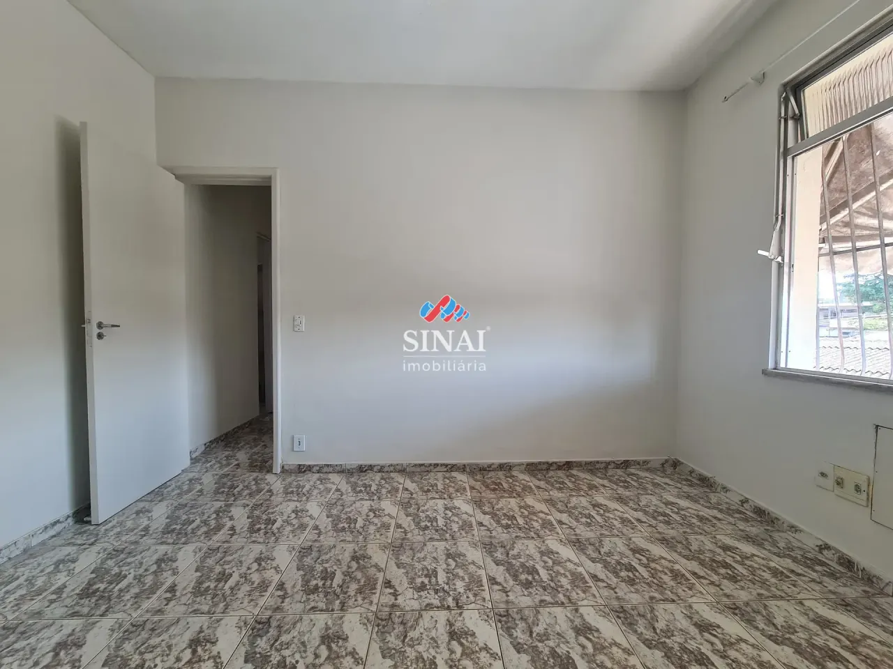 2-bedroom apartment with 2 bathrooms and parking space — photo 2
