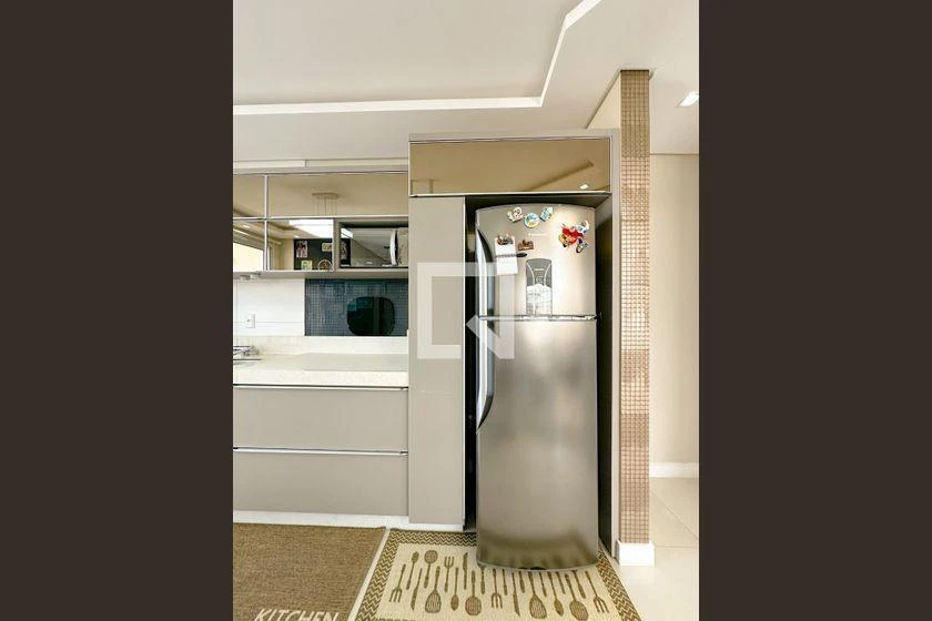 Furnished apartment with 2 bedrooms and an en-suite suite — photo 33