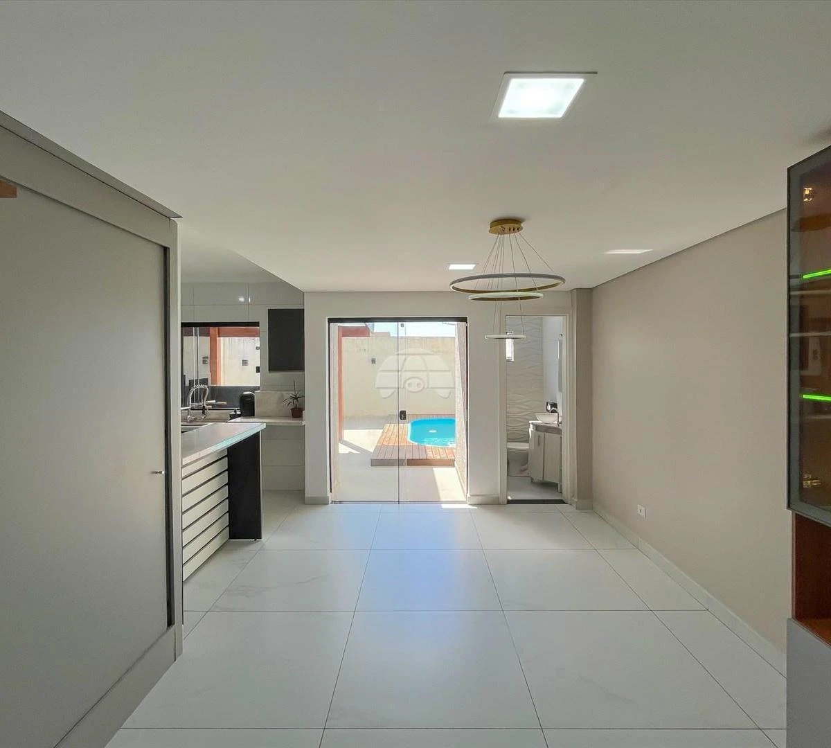 3-bedroom house with a grill on the balcony in Curitiba — photo 21