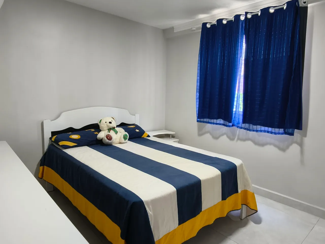 Furnished apartment, 112 m², with a glass-enclosed balcony — photo 19