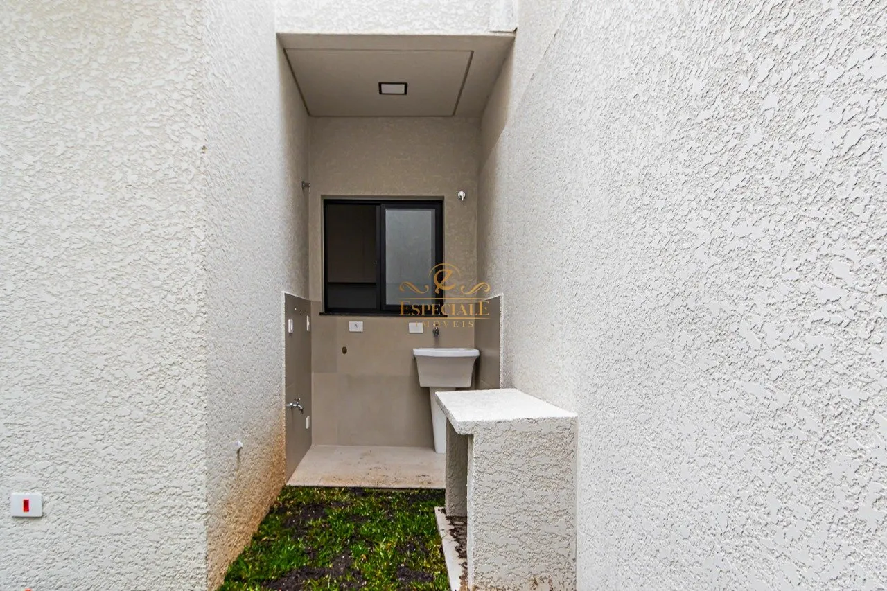 3-bedroom house with open-plan kitchen and private garden — photo 22