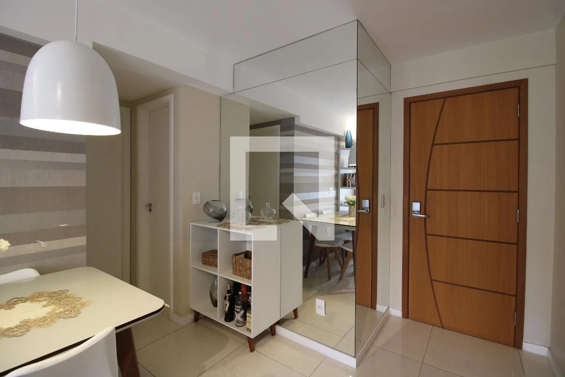 Furnished 2-bedroom apartment with glass balcony — photo 38