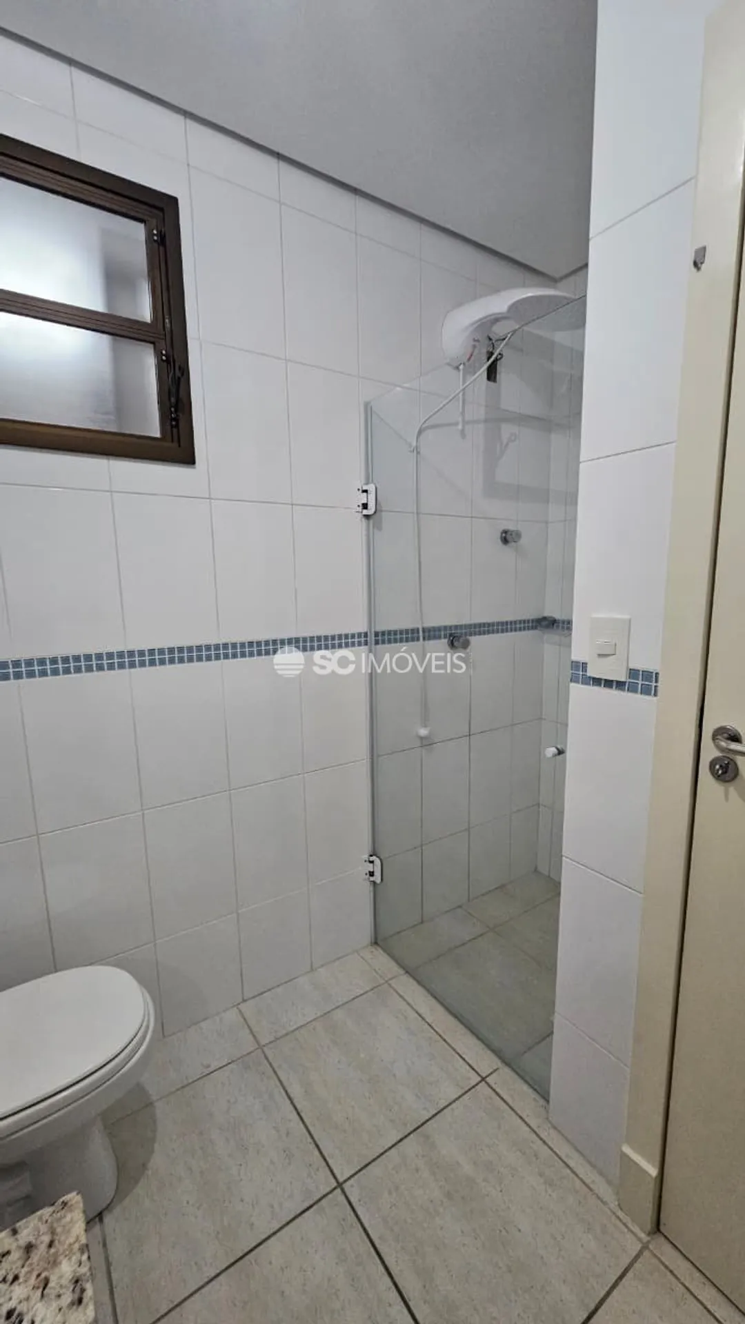 Furnished 1-bedroom apartment with 45 m² and parking space — photo 31