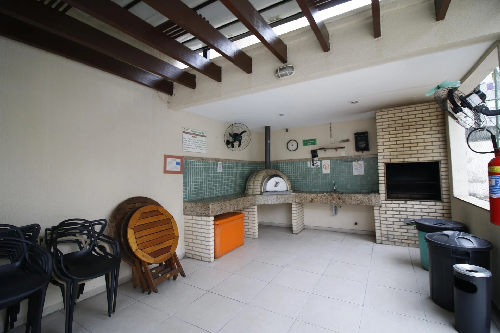 2-bedroom apartment in a building with a sauna — photo 33