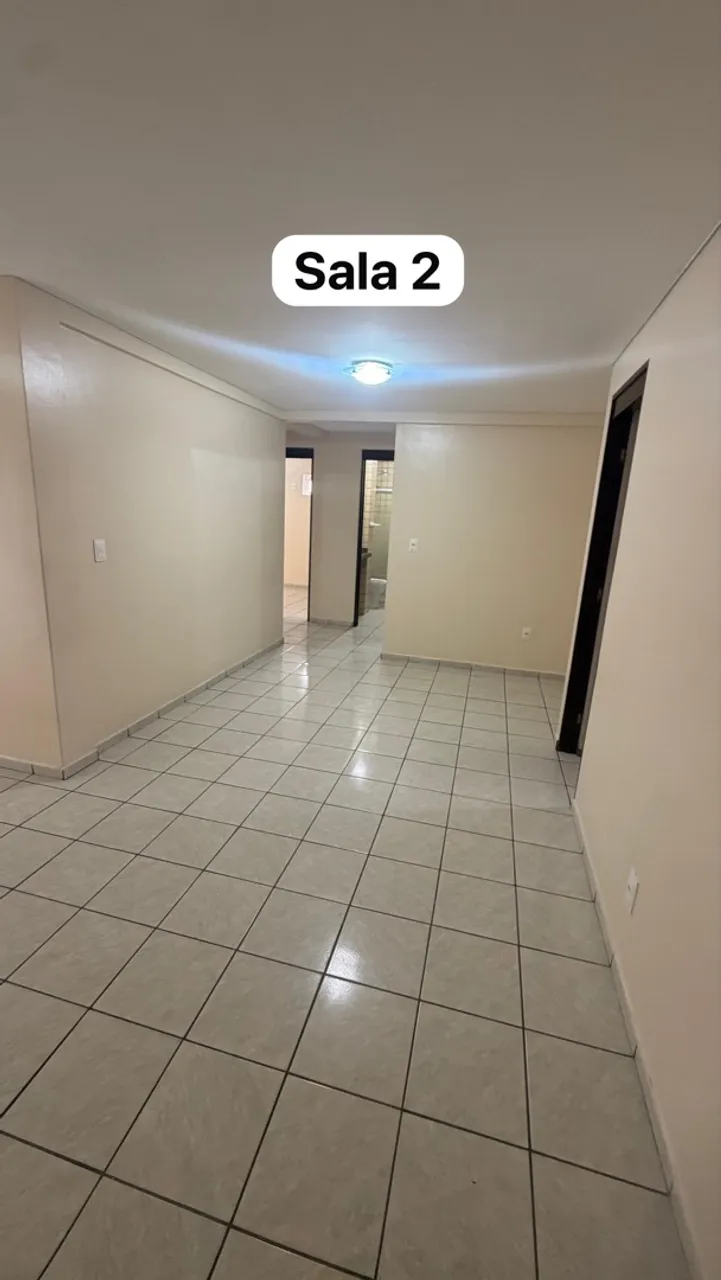 3-bedroom apartment in a building with a pool — photo 11