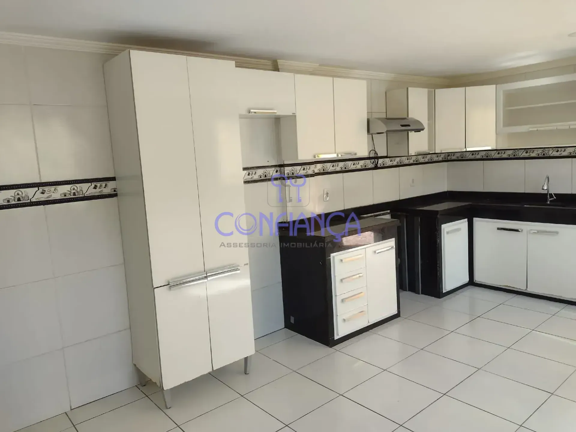 House, 169 m², with a grill on the balcony — photo 32