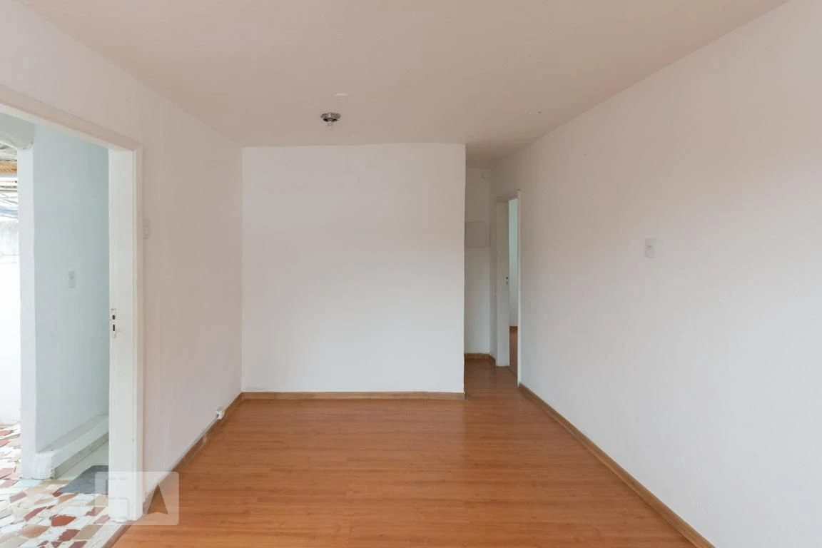 Unfurnished house with 2 bedrooms and 1 bathroom — photo 23